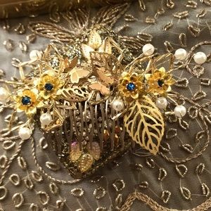 🦋24=Butterfly Collection hair comb (40% off)